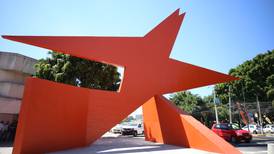 Ayuntamiento tapatío defiende cambio de color de famosa escultura tapatía  