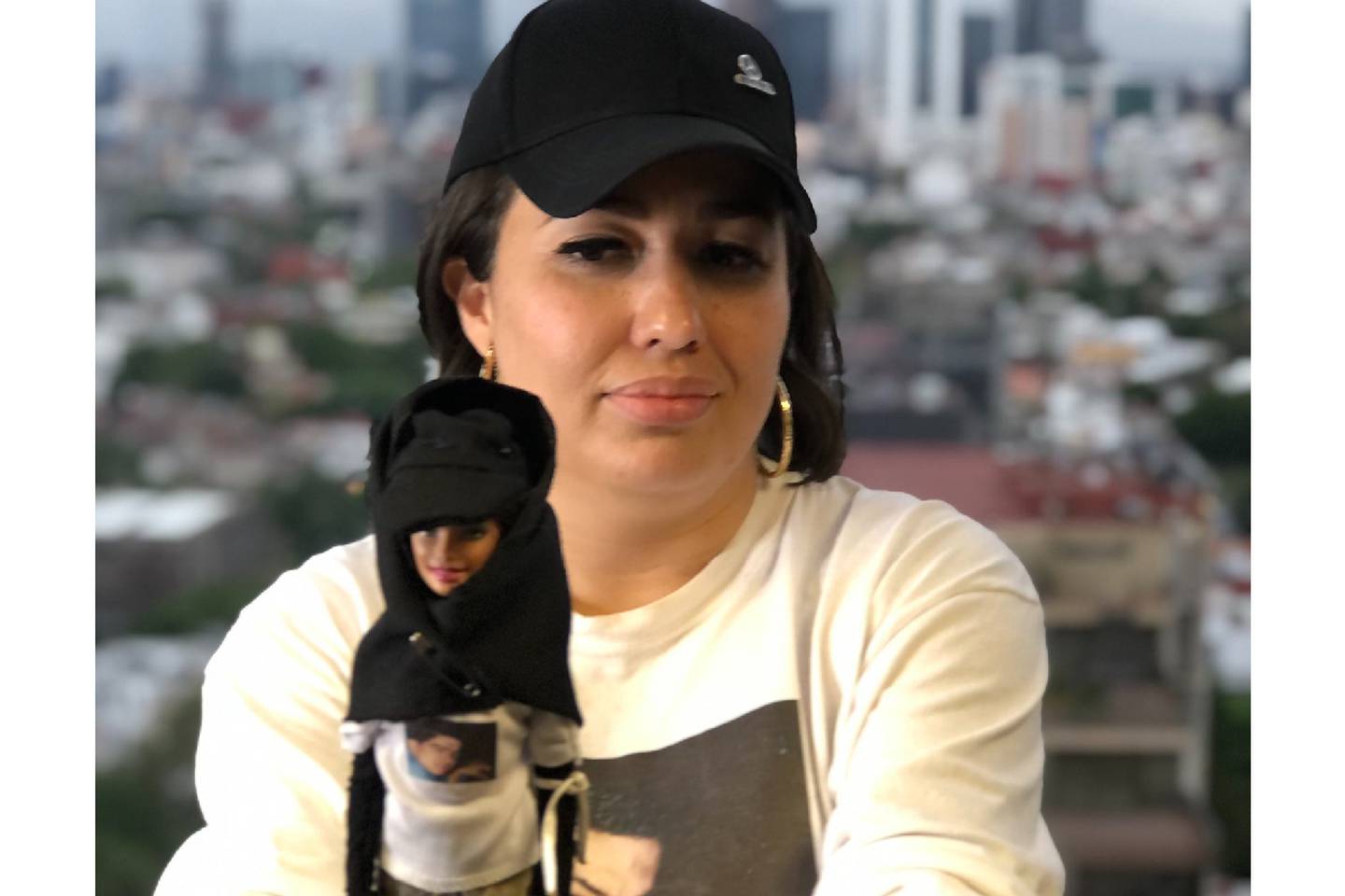 Delia Quiroa, creadora de la Barbie buscadora (Colectivo 10 de Marzo Reynosa AC)