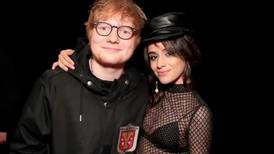 Camila Cabello y Ed Sheeran cantan juntos para recaudar dinero pen ayuda a  Ucrania