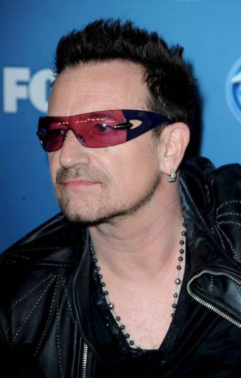 Por qué Bono de U2 usa gafas oscuras? – Publimetro