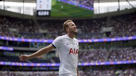 Tottenham rechaza oferta de 100 millones por Harry Kane