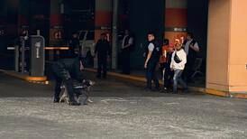 Desalojan plaza comercial en CDMX por presunta amenaza de bomba