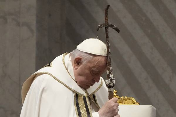 En pleno Viernes Santo renuncia papa Francisco a participar en Viacrucis de Semana Santa