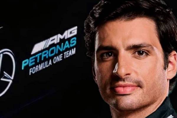 Firma de Carlos Sainz con Mercedes asegura lugar de ‘Checo’ Pérez en Red Bull