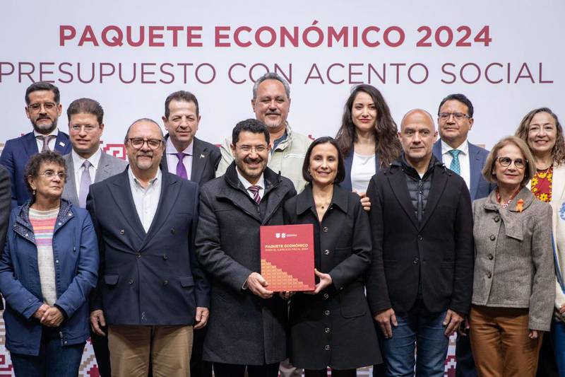 Gobierno capitalino presenta Paquete Económico 2024.