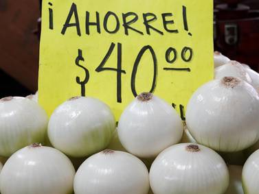 Cebolla y frijol coronan top de productos que le roban el sueño a mexicanos