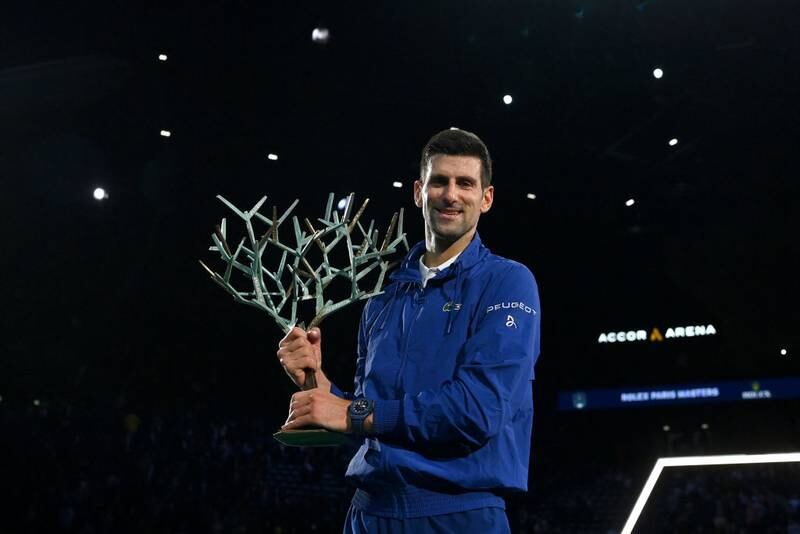 El número del mundo, Novak Djokovic, se adjudicó el Masters 1000 de París y superó en títulos a Rafael Nadal