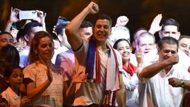 Paraguay vota por el continuismo y elige como presidente a oficialista Santiago Peña con 43,15% de votos