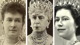 La historia de la tiara favorita de la reina Isabel II: de Rusia a Londres