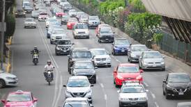 Plena contingencia ambiental, mil 359 vehículos multados por desafiar el Hoy No Circula
