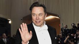 Elon Musk desmiente compra del United