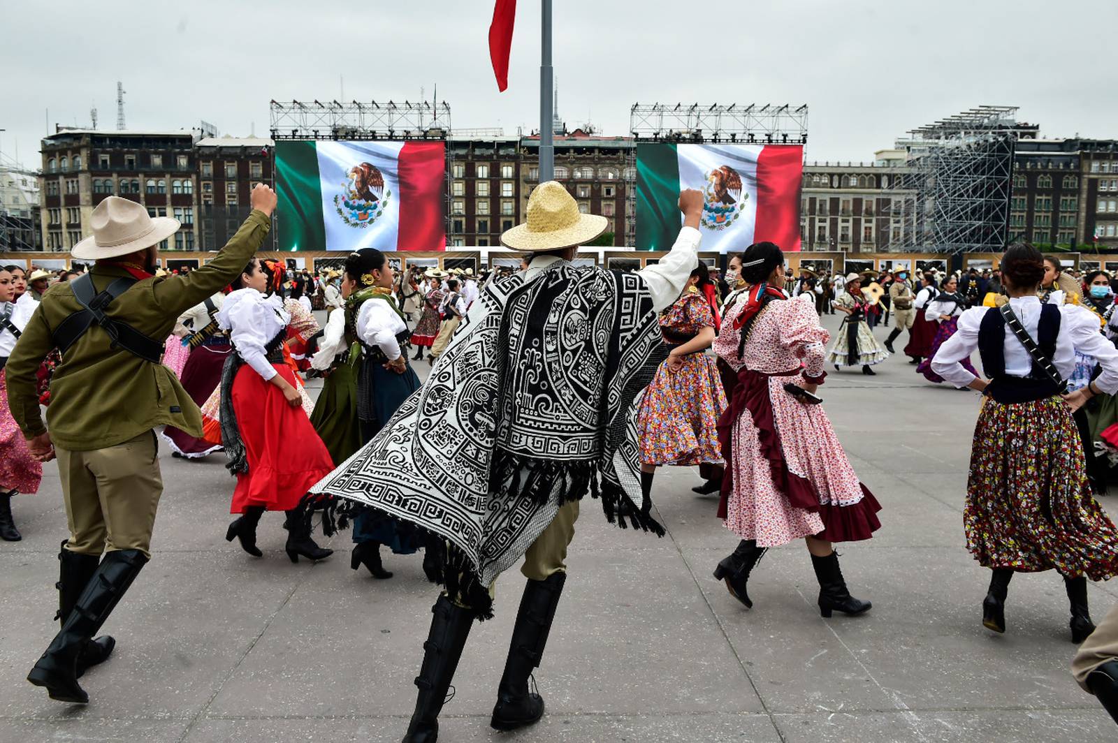 ¿Dónde y a qué hora es el Desfile Conmemorativo de la Revolución Mexicana en la CDMX?