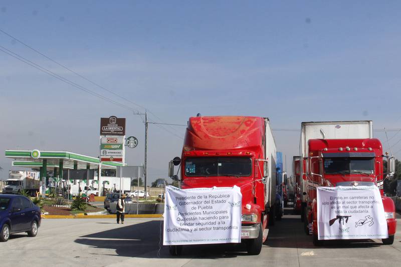 Persiste robo a vehículo y transportista en municipios del Triángulo Rojo
