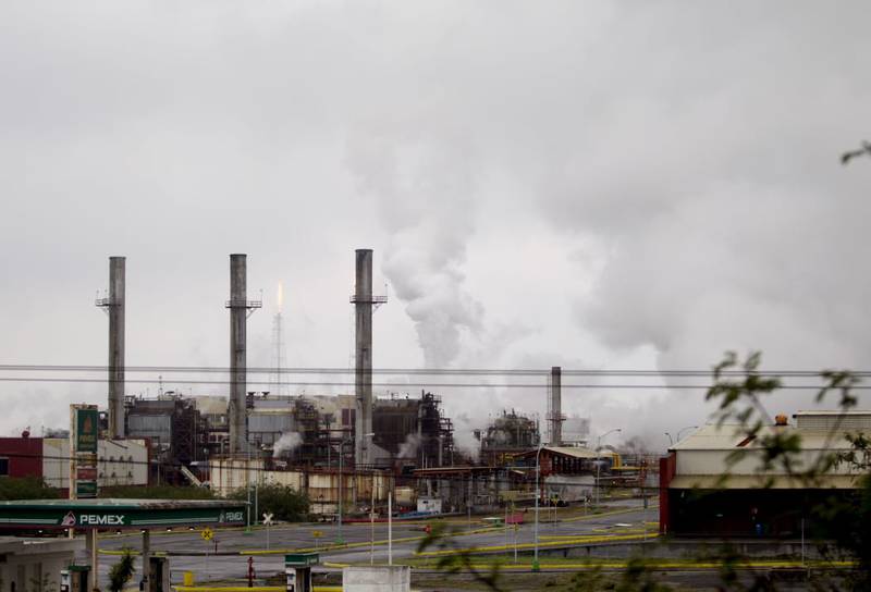 Pemex y Medio Ambiente tendrán un plan de acción para trabajar en refinería de Cadereyta.