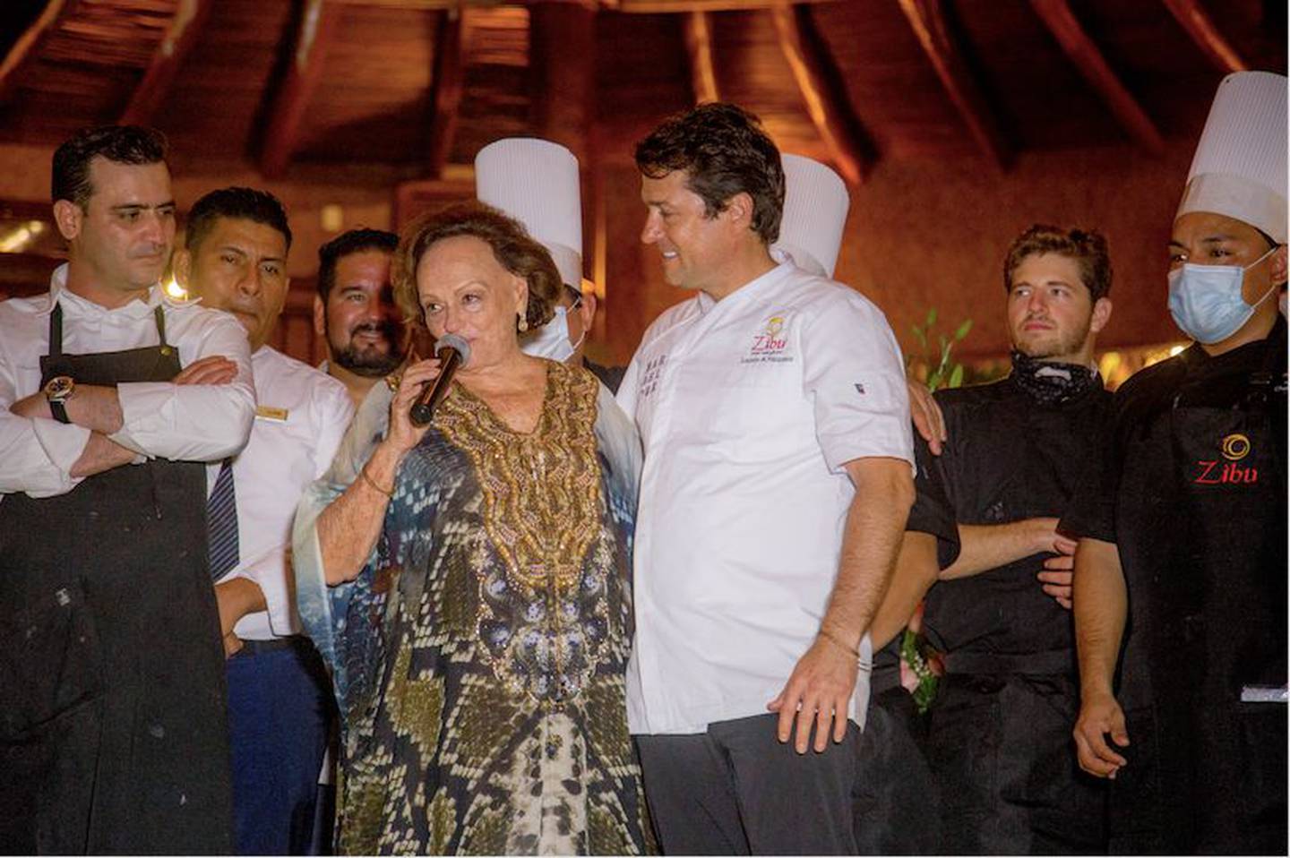 Eduardo Palazuelos organizó una cena única en el prestigiosos establecimiento acapulqueño