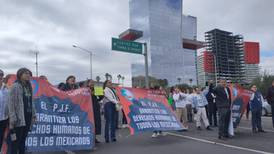 Trabajadores del Poder Judicial en Querétaro protestaron por la desaparición de los fideicomisos que se plantea desde el Congreso de la Unión