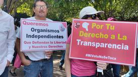 Querétaro congrega a más de 4 mil personas en defensa de la democracia
