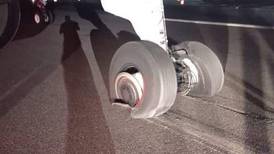 Falla mecánica en avión deja varados a cientos por cancelaciones en Aeropuerto de Guanajuato
