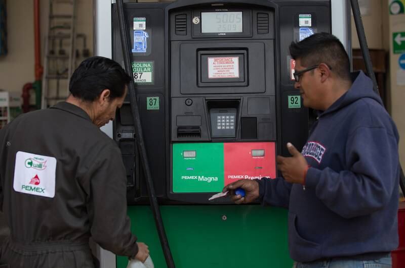Hacienda deja otra vez a gasolina Premium sin subsidio