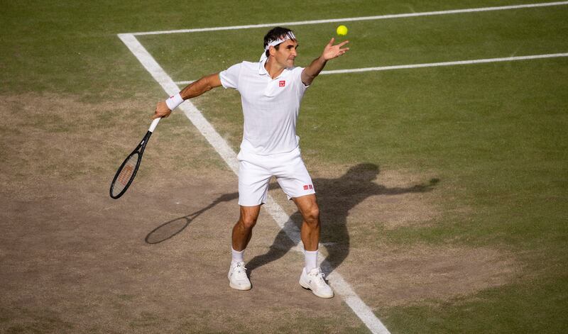 Roger Federer da señales sobre su regreso al tenis tras lesión en rodilla