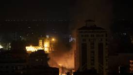 Israel ataca con tanques la Franja de Gaza; el conflicto crece