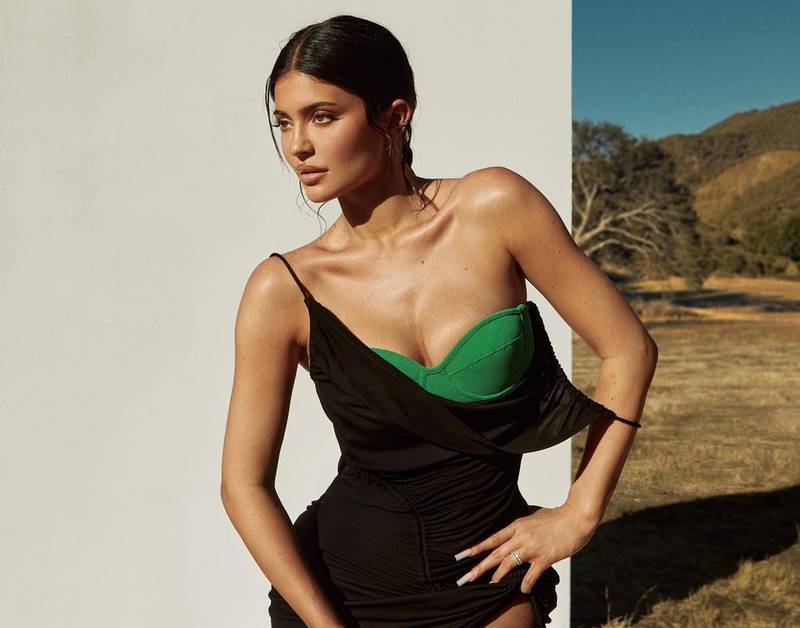 Kylie Jenner recibe críticas por su nueva línea de trajes de baño –  Publimetro México