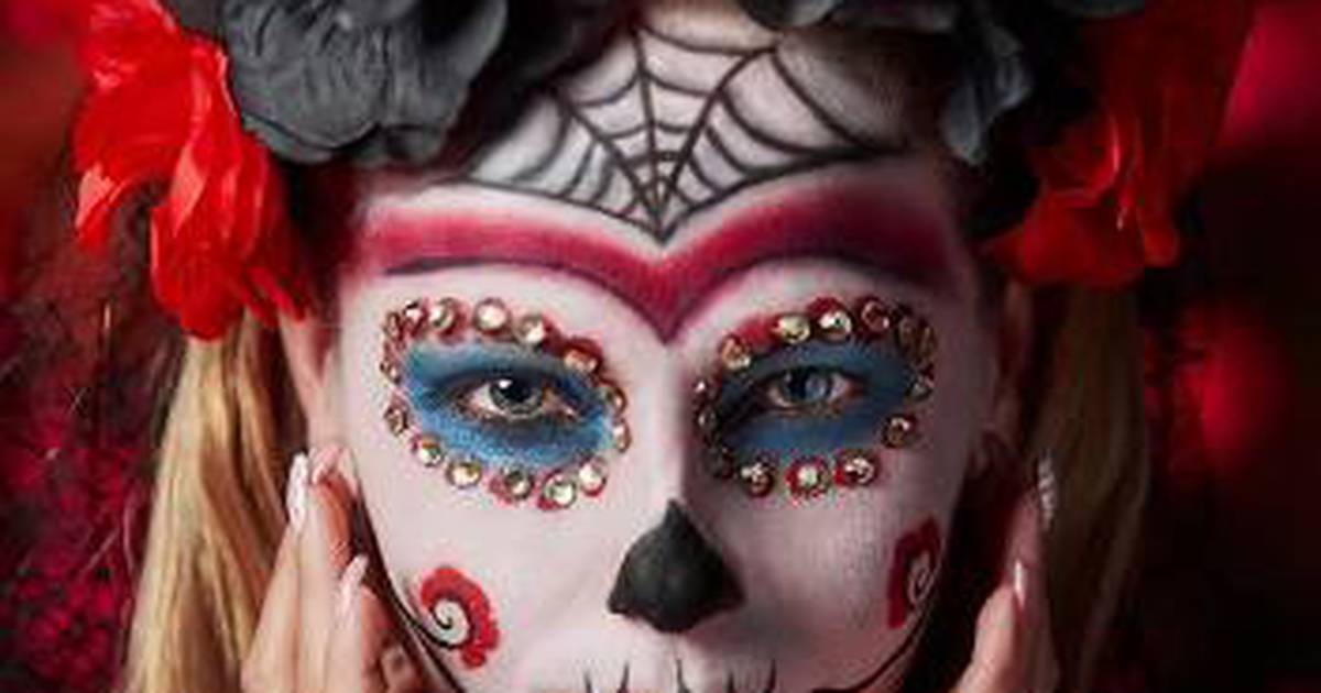  Maquillaje de Catrina   para Halloween y el Día de Muertos