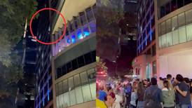 Mujer muere al caer del octavo piso de un hotel sobre Paseo de la Reforma