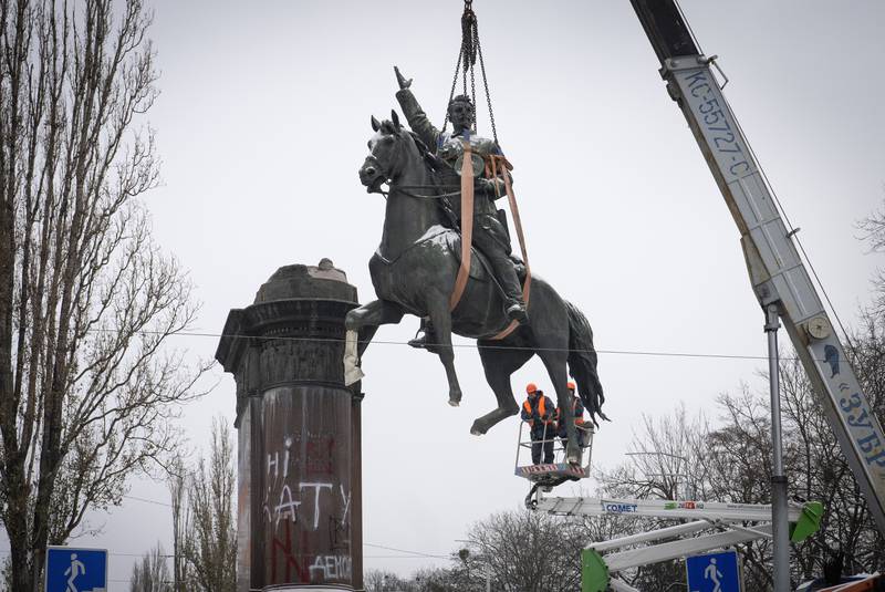 Estatua de Mykola Shchors en Kiev.