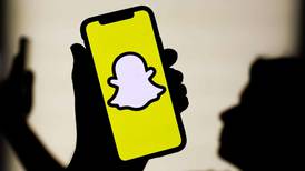 Padres demandan a Snapchat tras asegurar que la muerte de sus hijos por fentanilo es culpa de la red social