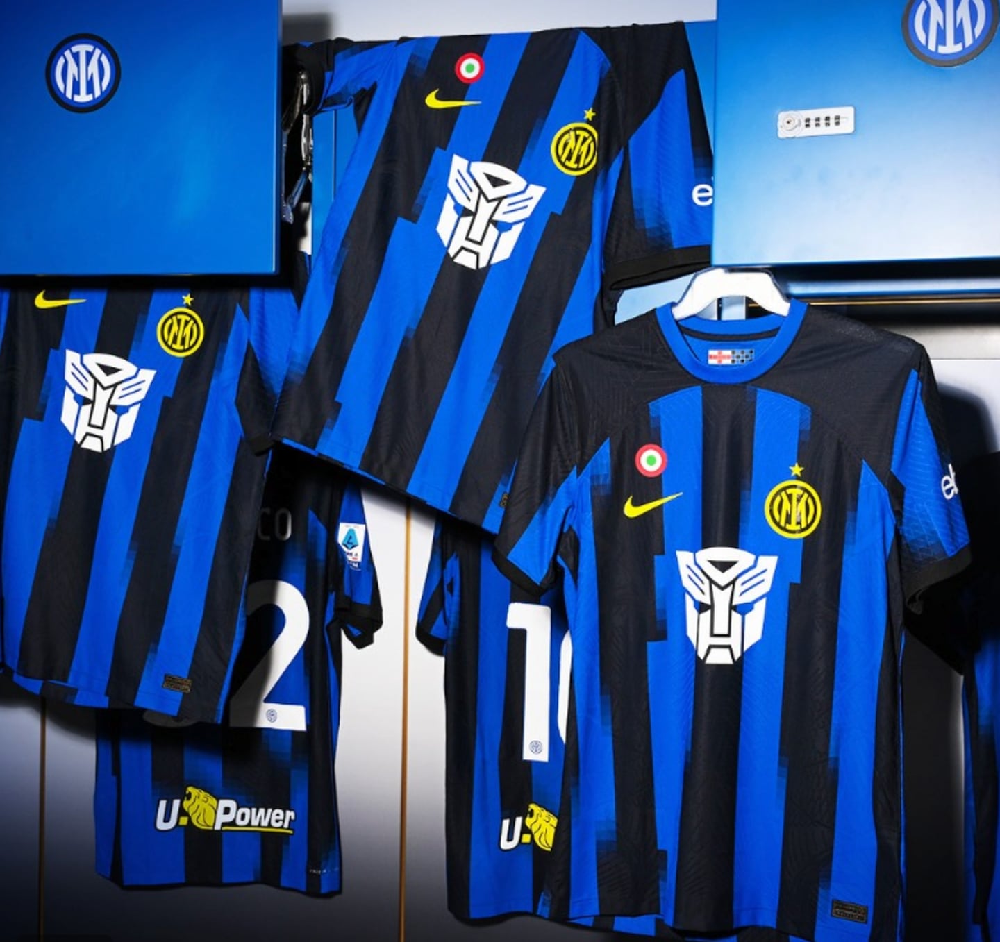Inter de Milan jersey de Transformers.