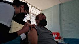 En la Cuauhtémoc continúa vacunación a mayores de 50 años en CDMX