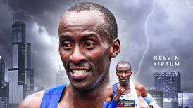 Keniata rompe récord mundial en el Maratón de Chicago 