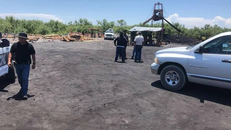AMLO confía que mineros atrapados en Coahuila estén con vida