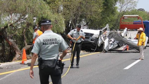 Al menos 13 muertos tras accidente de transporte público en la carretera México-Querétaro