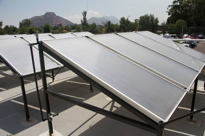 Paneles solares reducen impacto al medio ambiente.