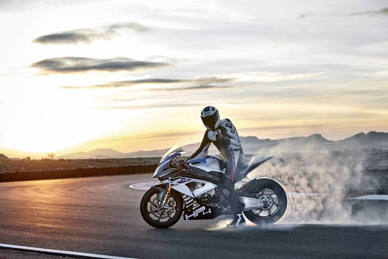  La motocicleta pura sangre de competencia de BMW llegó a México – Publimetro México