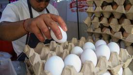 Aumento en el precio del huevo se debe al acaparamiento: Profeco