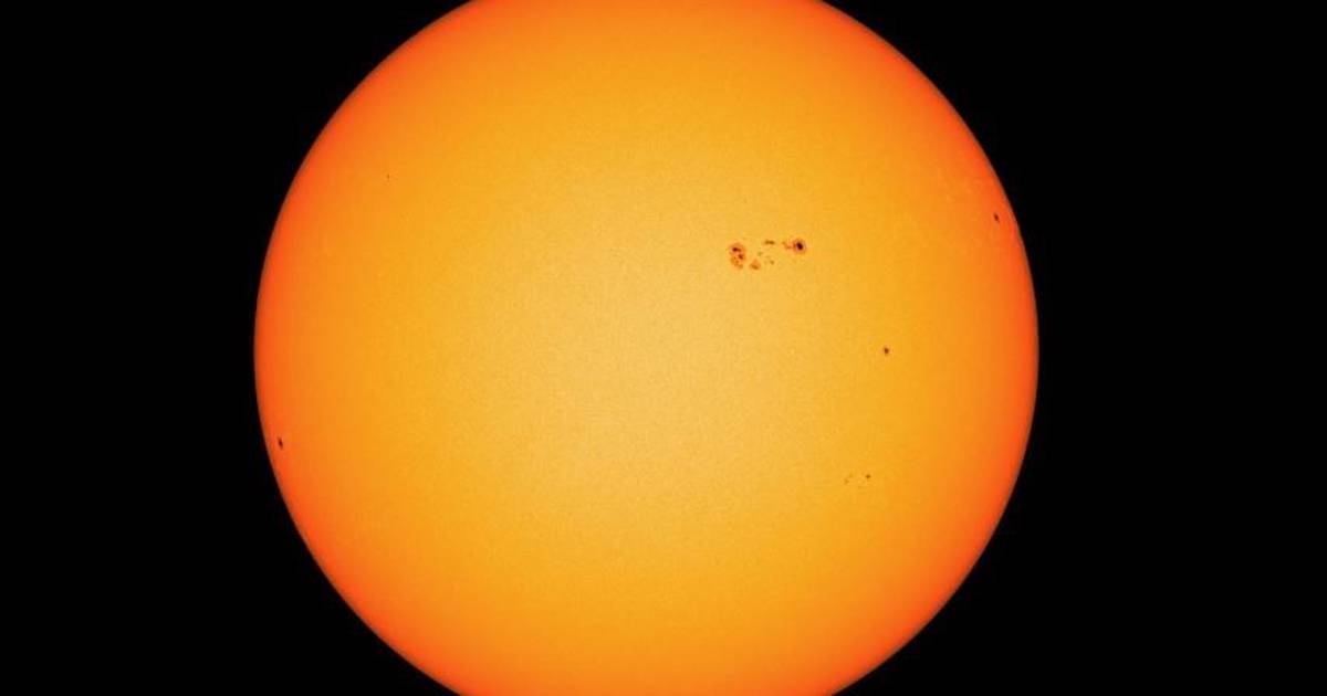 Science.  – Spot three times the earth’s buds in the sun – Publimetro México