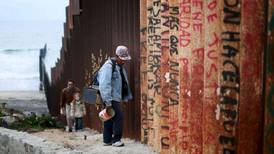 EE.UU. abrirá puntos de entrada fronterizos con México tras diálogo migratorio 