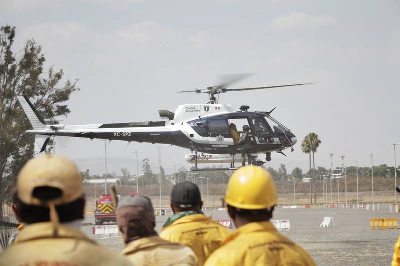 Además de los helicópteros de los municipios, las dependencias estatales también pondrán en operación sus vehículos aéreos.