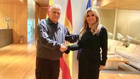 Ex gobernadora Claudia Pavlovich encabeza primer acto como cónsul en Barcelona  