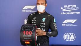 Lewis Hamilton hace historia y firma 100 poles en F1