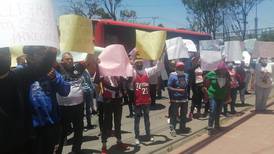 Vecinos protestan contra gaseras ilegales en el Estado de México