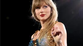 ¿Cuál fue la primera canción con la que triunfó Taylor Swift?