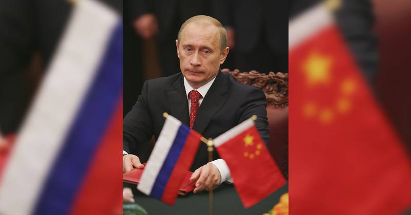 Kremlin dice que presta atención al tratado de la paz propuesto por China