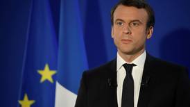Presidente de Francia: “Es culpa de los papás la revuelta de jóvenes en las calles”