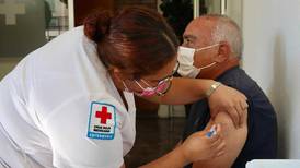 Cruz Roja aplicará refuerzo de vacuna contra Covid-19 a un bajo costo