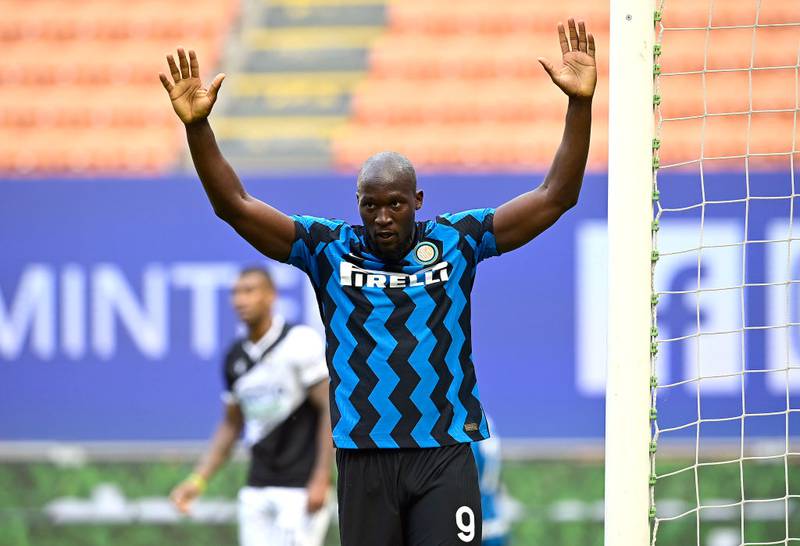 Romelu Lukaku marca hasta por accidente con el Inter