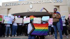 Estudiantes protestas acto de homofobia por parte de la Prepa 1 de la UADY